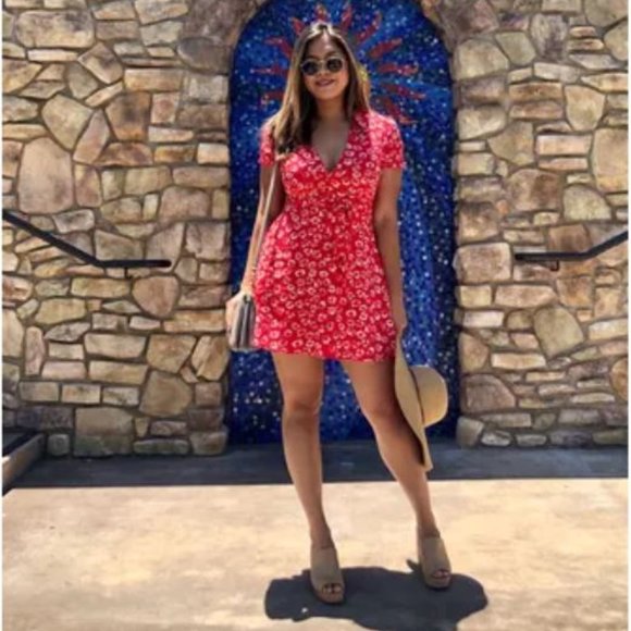 💙HP💙 Lulus Garden Explorer Red Floral Print Mini Dress XS - Picture 8 of 13